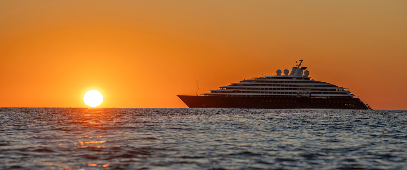 eclipse yacht pool